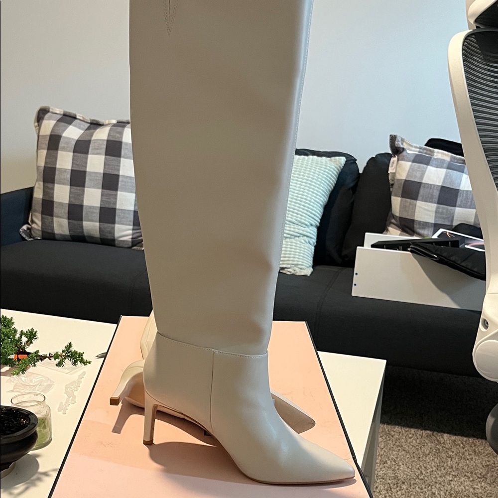 BCBGeneration Cream Heeled Boots